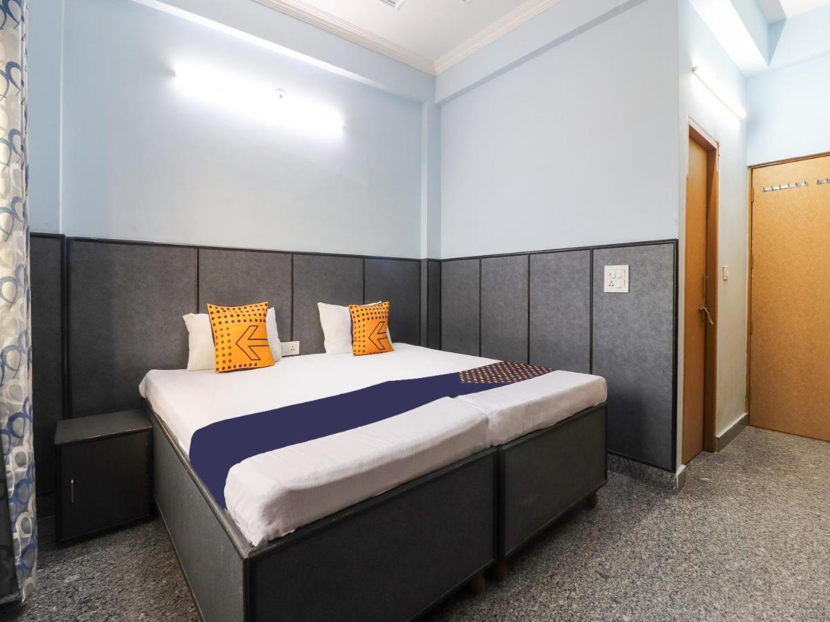 Spot On 82236 Aryan Home Stay Jhājra Εξωτερικό φωτογραφία