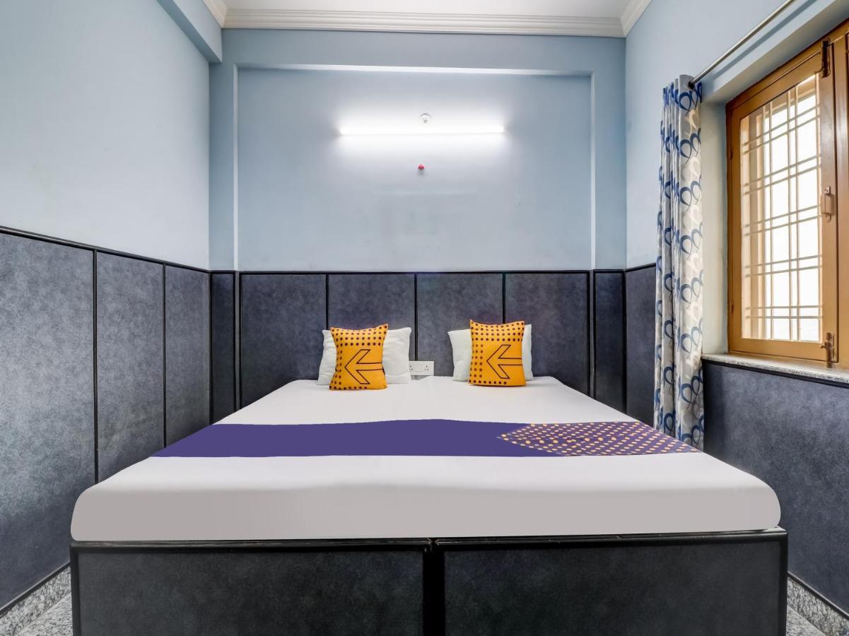 Spot On 82236 Aryan Home Stay Jhājra Εξωτερικό φωτογραφία