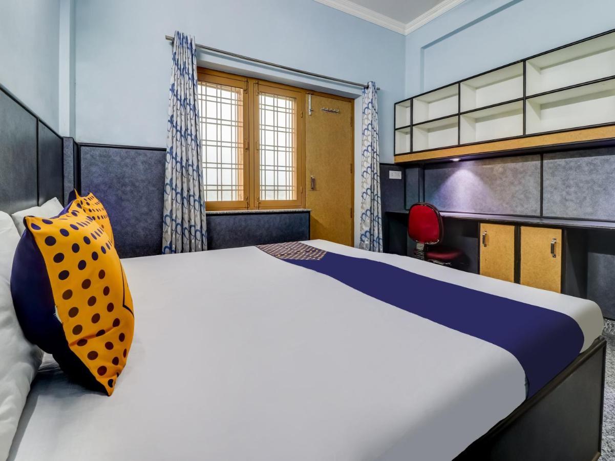 Spot On 82236 Aryan Home Stay Jhājra Εξωτερικό φωτογραφία